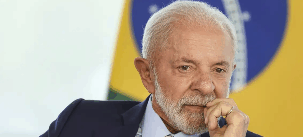 Milionário, Lula ataca eleitores pobres que escolhem candidatos ricos