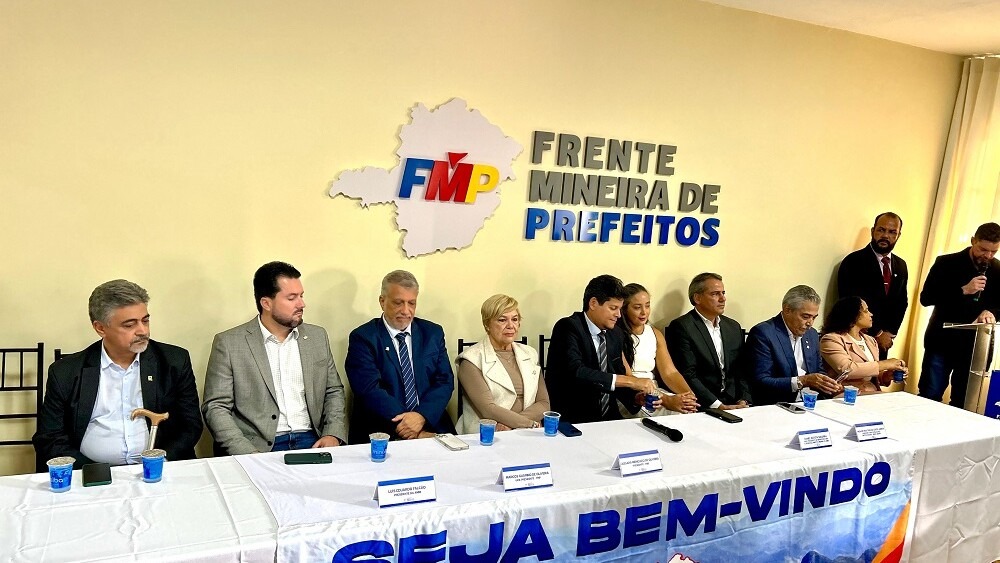Frente Mineira de Prefeitos realiza Jornada da Saúde e amplia protagonismo dos municípios