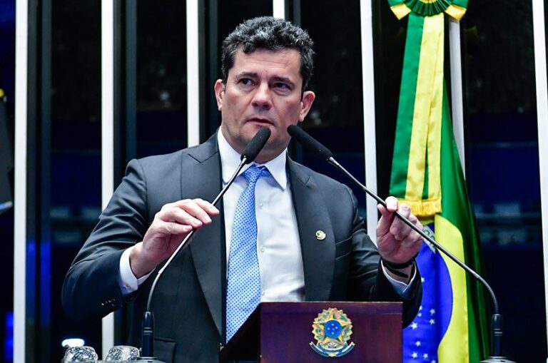Rodrigo Zani: “Entre o juiz e o herói: por que Alexandre de Moraes não deve repetir o erro de Sérgio Moro”