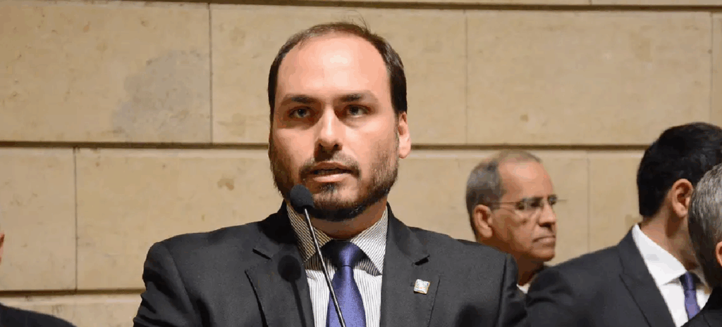 Carlos Bolsonaro chama líderes de direita de ‘ratos’ e Eduardo endossa críticas