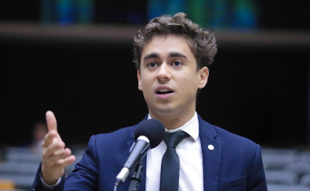 Nikolas Ferreira minimiza protestos contra PEC da Blindagem e PL da Anistia
