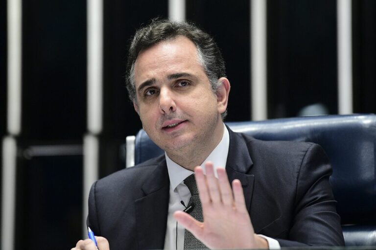 Pacheco desiste de candidatura ao governo de Minas e deixa Lula sem palanque no estado