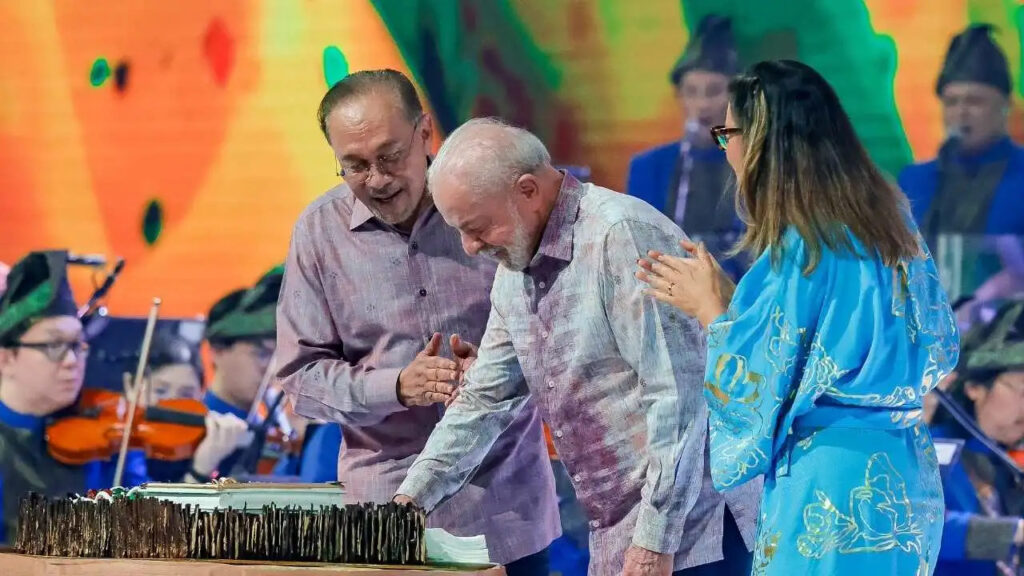 Lula completa 80 anos e se torna o primeiro presidente octogenário da história do Brasil