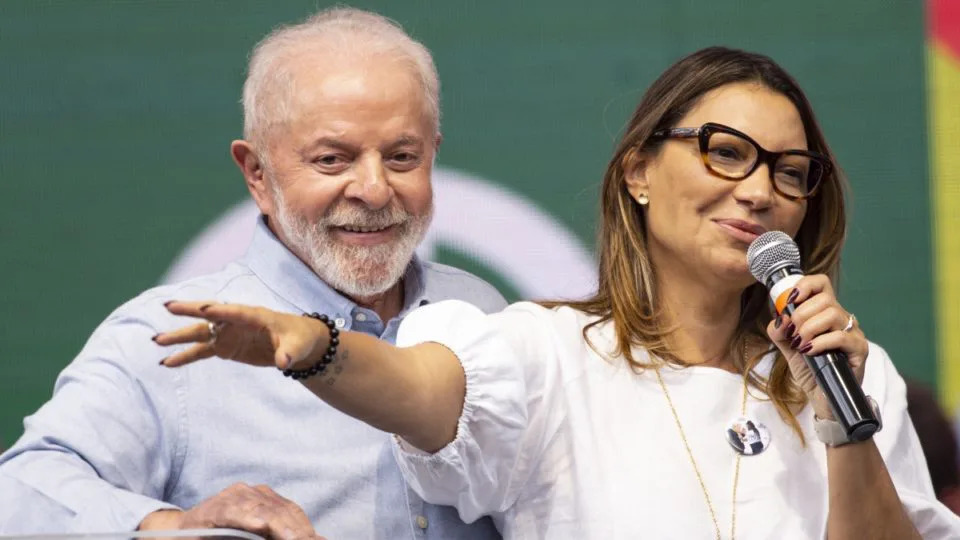 Janja ganha mais espaço formal no Planalto com novo decreto de Lula