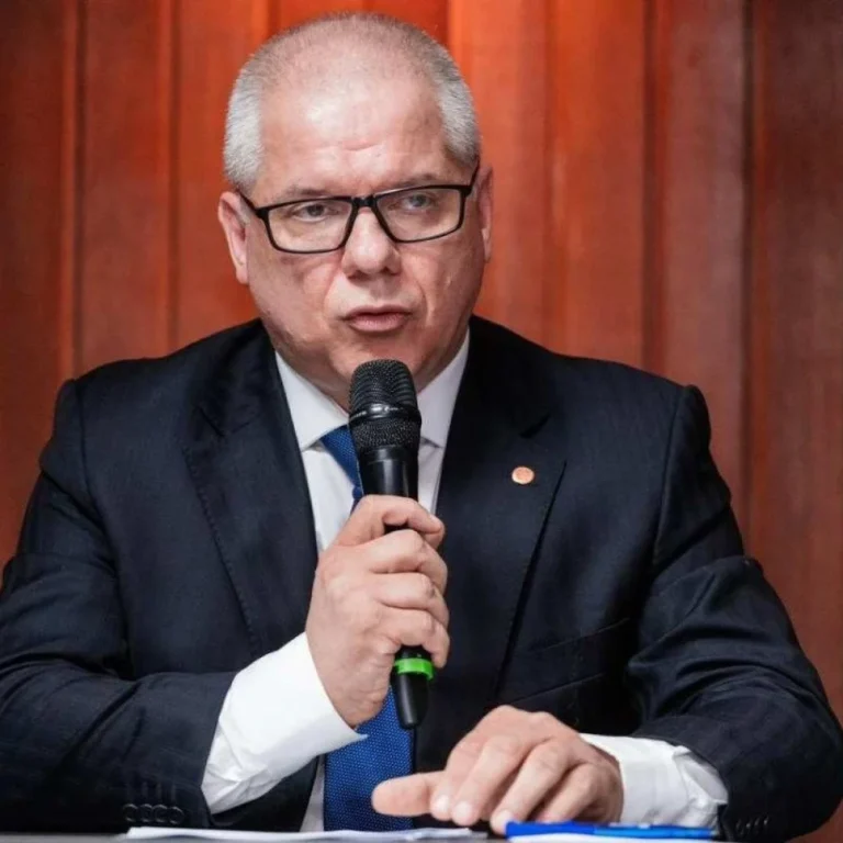 PF revela esquema de propina ligado ao ex-presidente do INSS e rastreado por mensagens internas da Conafer