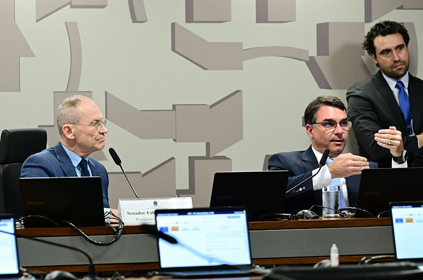 PT e PL travam disputa pelo comando da CPI do Crime Organizado