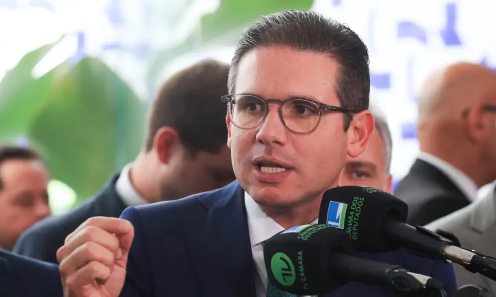 TCU encerra denúncia contra Hugo Motta e descarta indícios de irregularidade