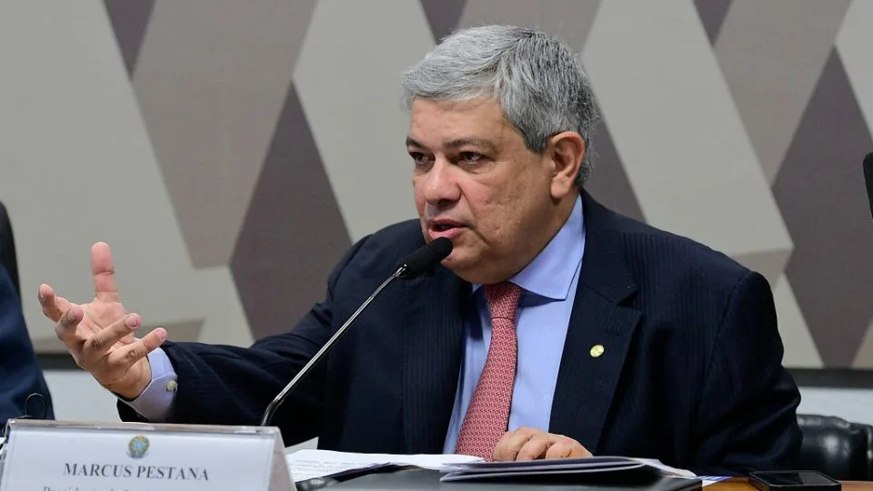 Marcus Pestana: “A economia e a medicina”