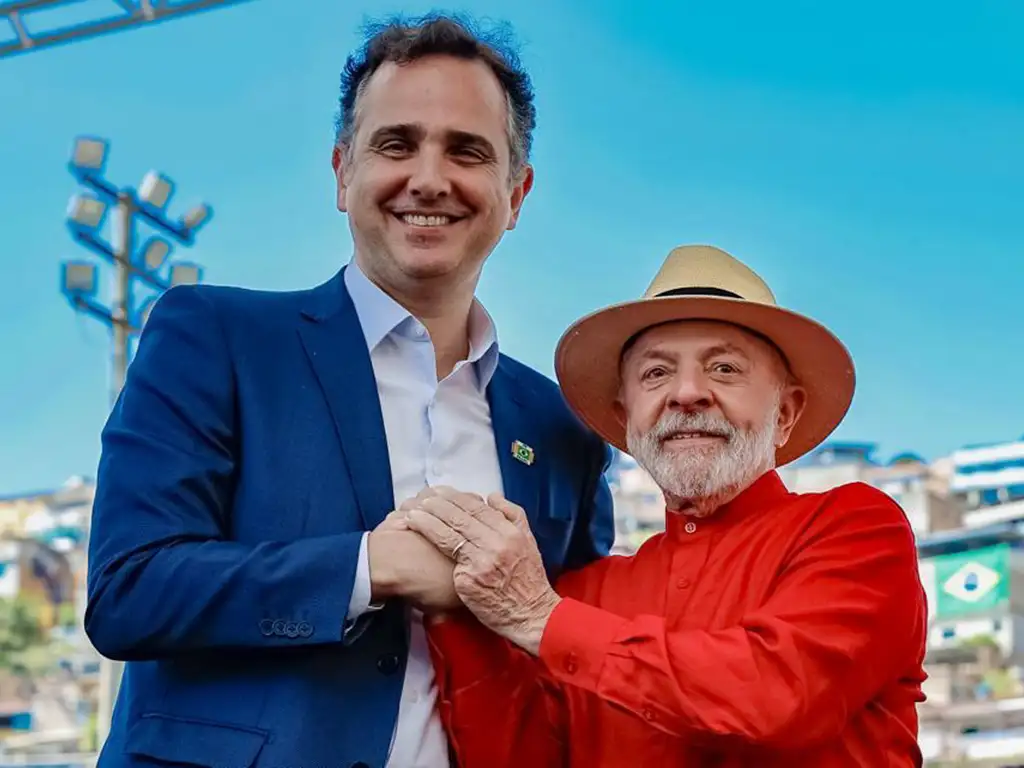 Lula adia anúncio para o STF e busca acordo com Pacheco em Minas