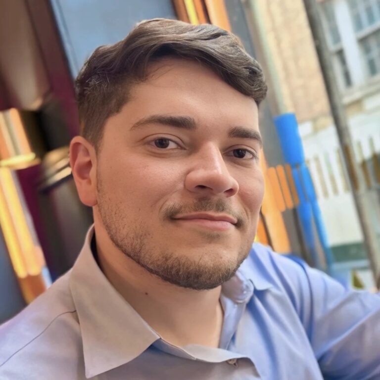 Alberto Lage: “O servidor público mais caro do Brasil é o ego do gestor”