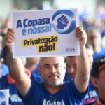 Prefeitos devem judicializar tentativa de Zema de privatizar Copasa em Minas