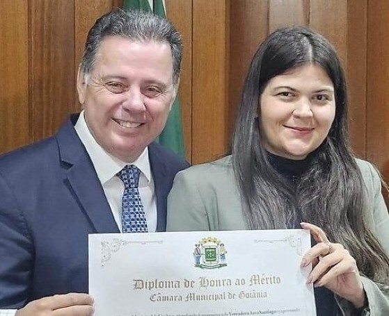 Aava Santiago assume o PSB em Goiás e amplia aliança de Marconi ao governo