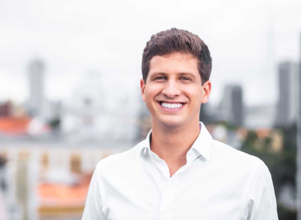 PT deve apoiar João Campos em Pernambuco, mas com dissidência pró Raquel Lyra