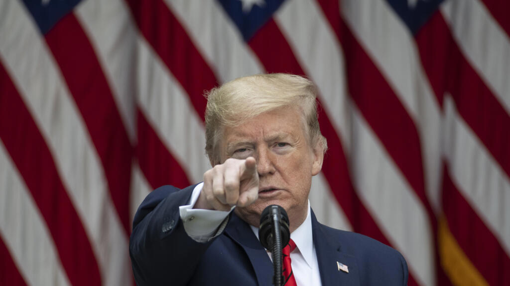 Trump anuncia que os EUA ficarão com R$ 15 bilhões em petróleo venezuelano