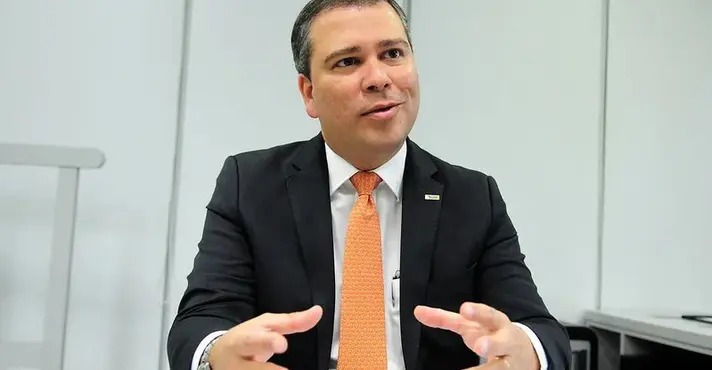 Investigado no caso Master, ex-presidente do BRB quer prestar novo depoimento para a PF