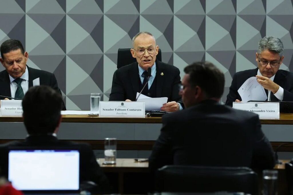 Hamilton Mourão: “Para que serve uma CPI?”