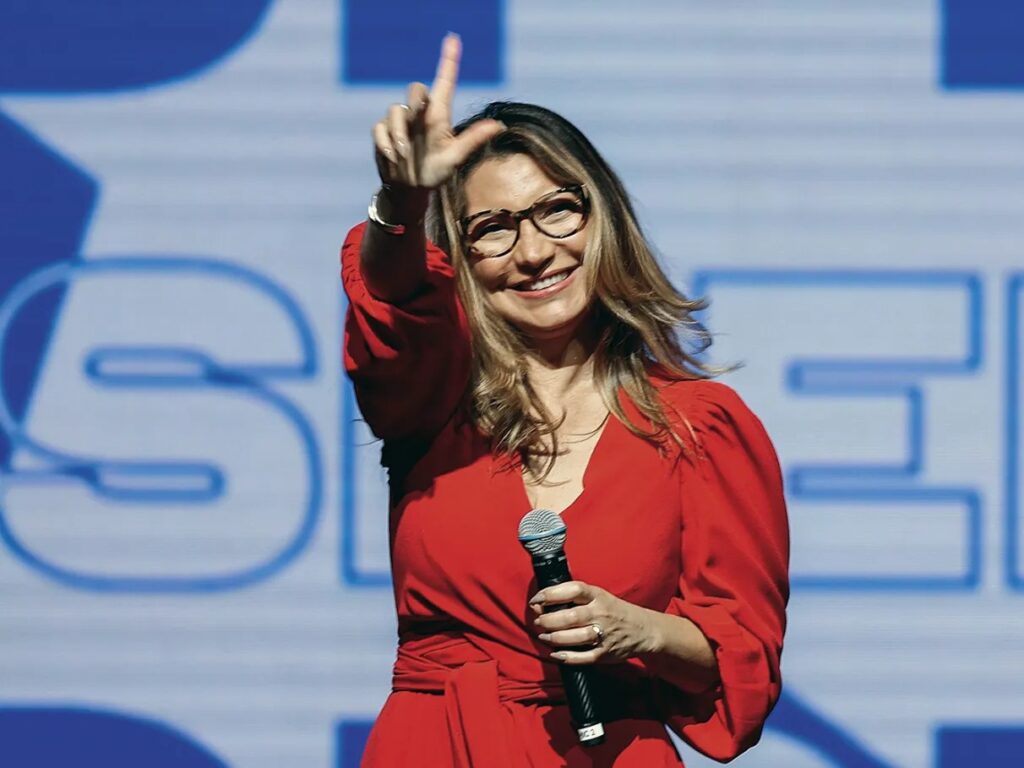 Pesquisa aponta que rejeição a Janja supera a de lideranças do PT e da família Bolsonaro