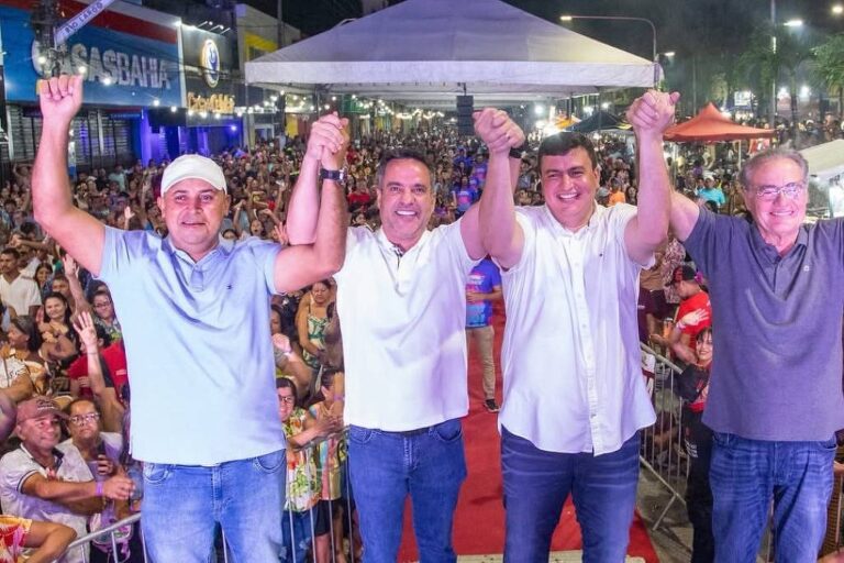 Há 5 meses da eleição, governador de Alagoas sorteia Pix em evento público