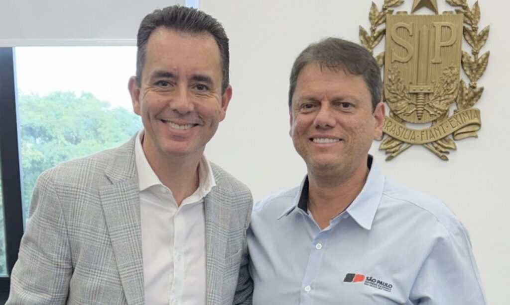 Paulo Serra afirma que PSDB é credor do governo Tarcísio após quatro anos de apoio leal em São Paulo