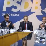 PSDB e Cidadania formalizam convite para Aécio disputar a presidência da República