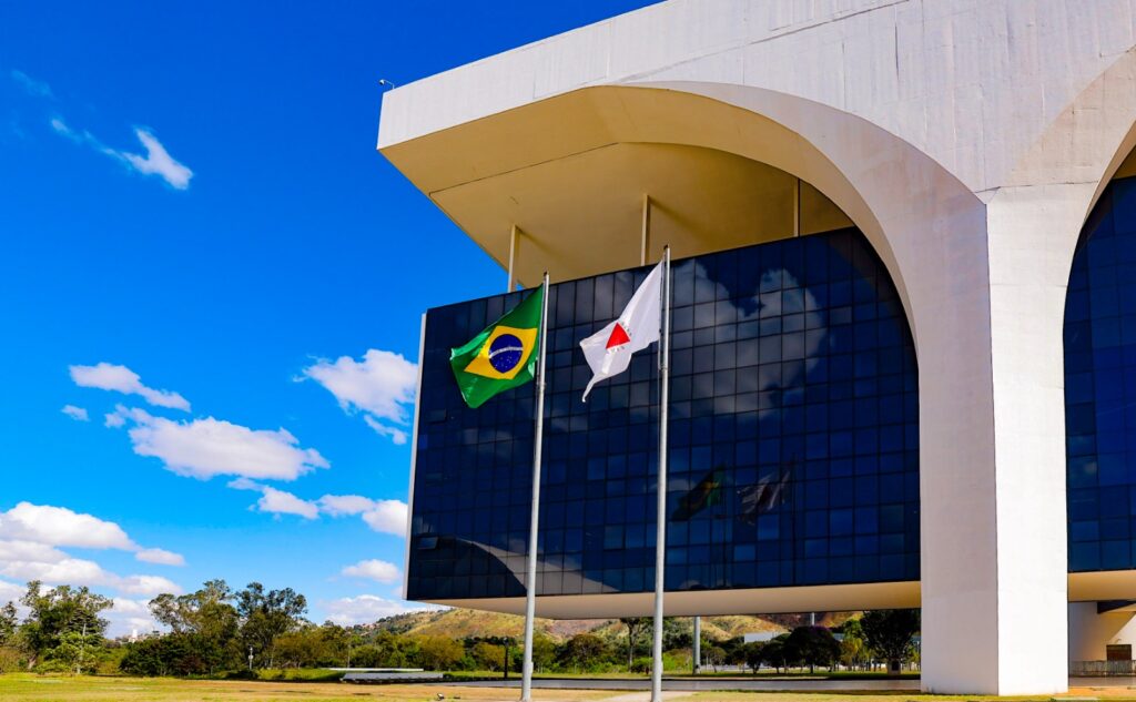 Governo de MG tem parceria de R$ 240 milhões com entidade ligada ao PCC