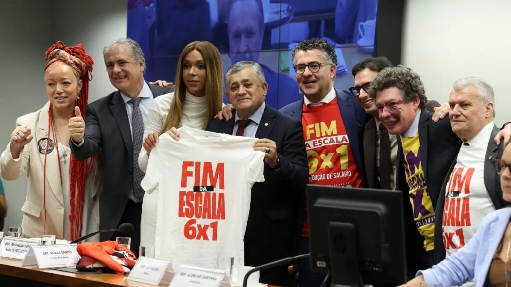 A 4 meses da eleição, governo Lula gasta R$ 80 milhões em publicidade para divulgar fim da escala 6×1