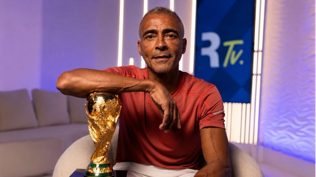 Após críticas, Romário abre mão do salário de senador durante viagem aos EUA para a Copa