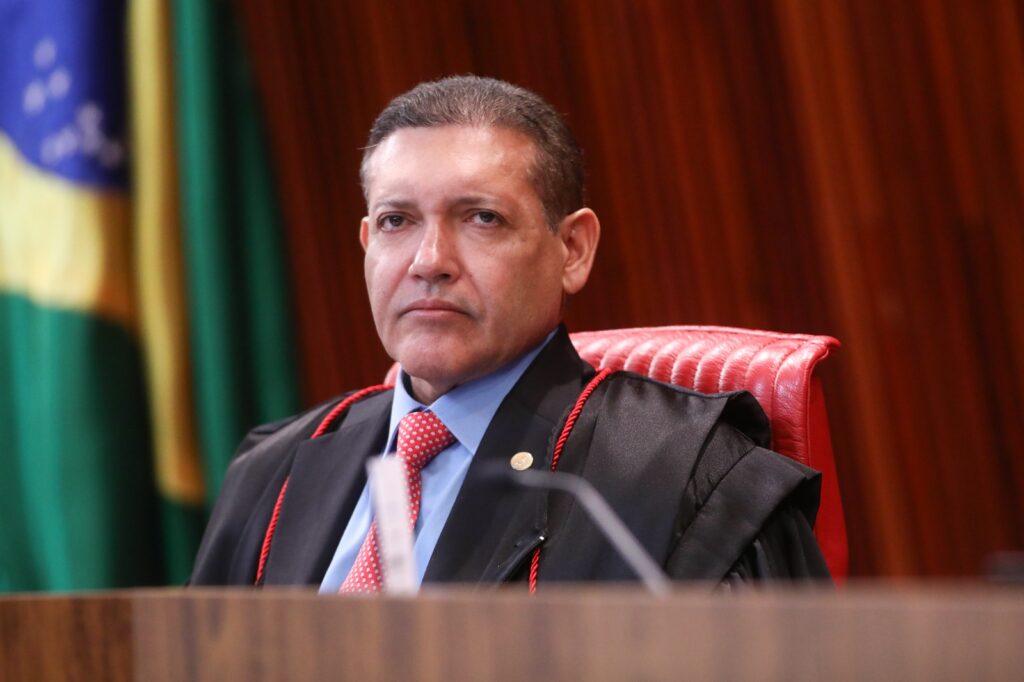 Presidente do TSE quer criar ‘selo de qualidade’ para institutos de pesquisa