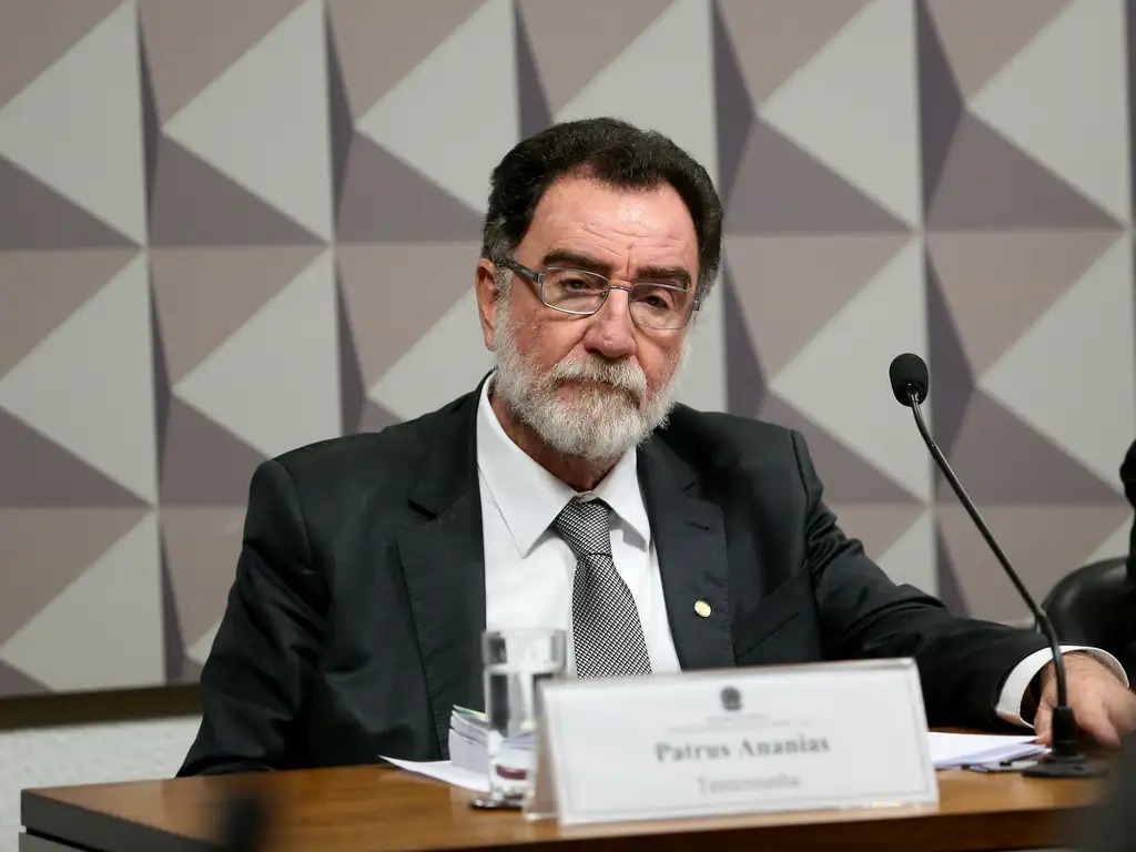 PT bate o martelo e Patrus Ananias será o palanque de Lula em Minas