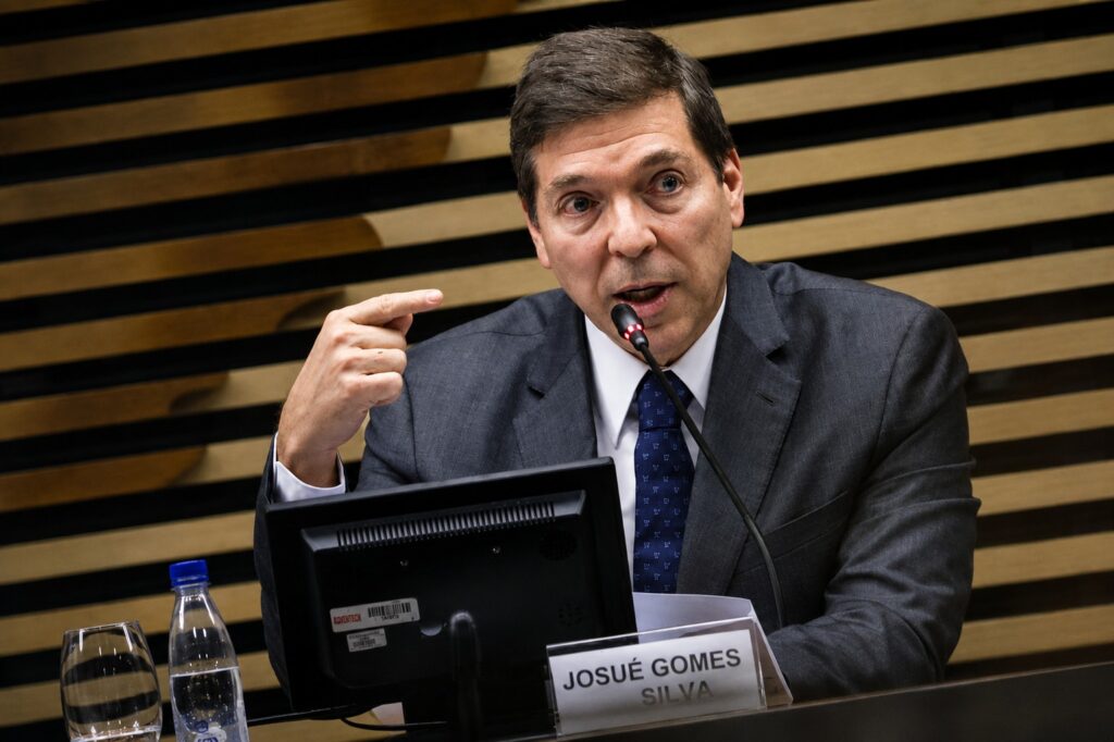 Filho do ex-vice presidente José Alencar será vice de petista em Minas
