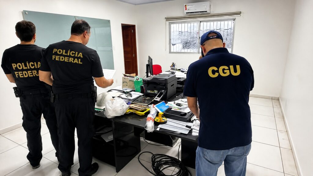 Operação da PF mira esquema de corrupção envolvendo prefeito sobrinho de Renan Calheiros em Alagoas