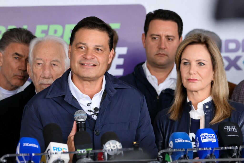 Apoiado por Ratinho, Sandro Alex é oficializado como candidato a governador do Paraná pelo PSD