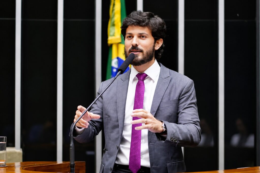 Direção Nacional do PL e do Republicanos devem fechar apoio a Marcelo Aro para o governo de Minas