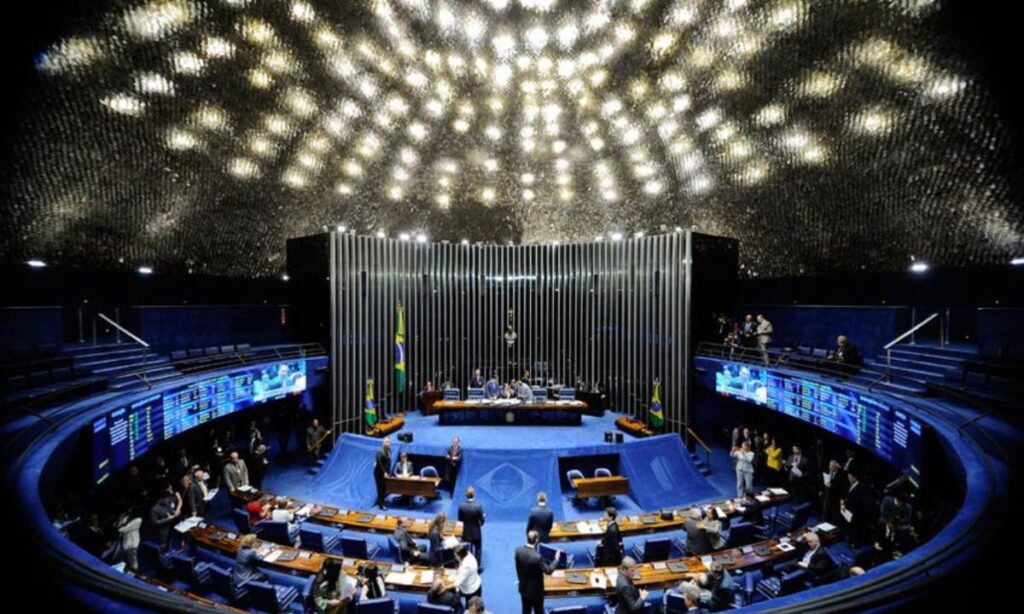 Alberto Lage: “O Senado e a matemática das minorias”