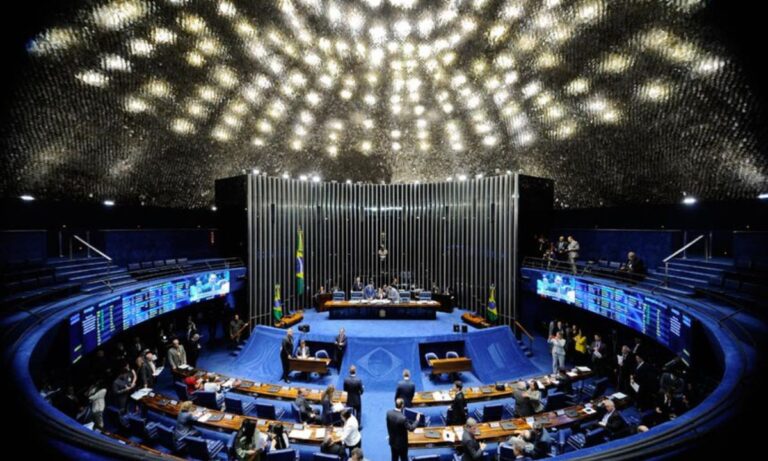 Alberto Lage: “O Senado e a matemática das minorias”