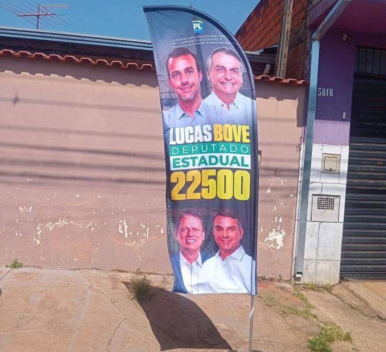 TRE-SP proíbe uso de imagem de Bolsonaro em propaganda eleitoral de deputado