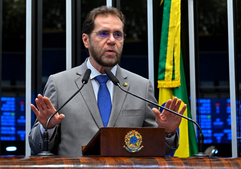 Plínio Valério amplia defesa econômica do Amazonas e cobra mais atenção ao comércio além da Zona Franca