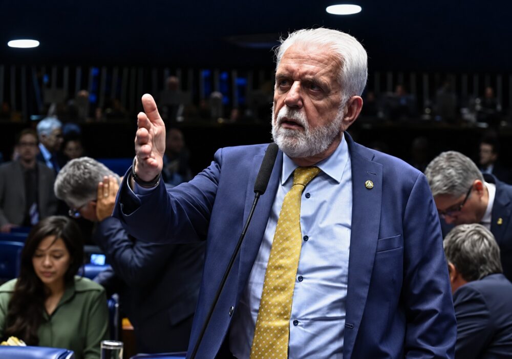 Vorcaro disse em mensagem que pagava R$ 3 milhões por mês a grupo de Jaques Wagner na Bahia