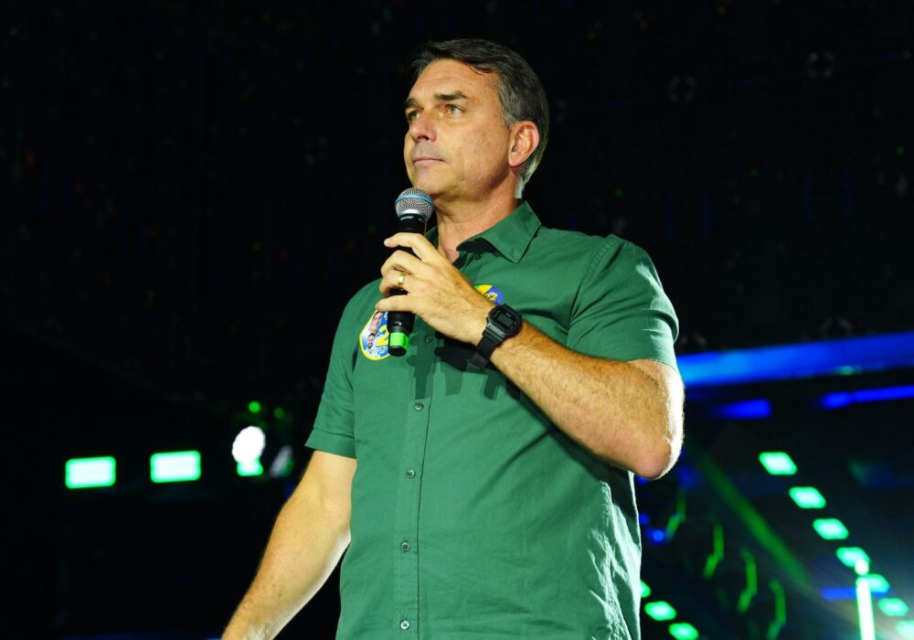 Flávio ficará sem Foro Privilegiado em 2027, saiba o que acontecerá com seus inquéritos