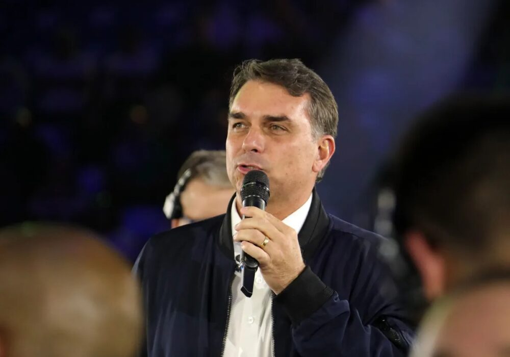Políticos do Centrão que apoiaram Flávio já admitem compor governo Lula