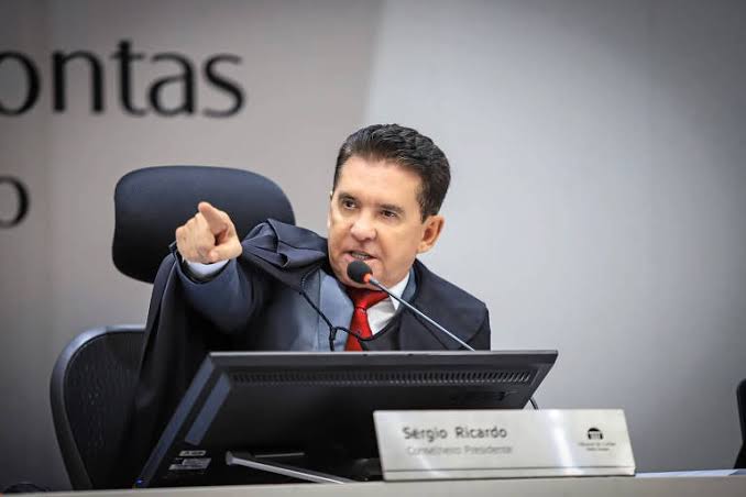 PF prende presidente do Tribunal de Contas de MT e investiga suspeitas de corrupção e lavagem de dinheiro