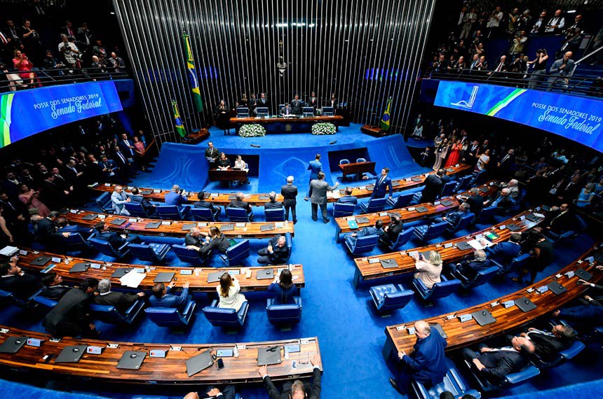 Com 29 senadores do PL, esquerda busca apoio do centrão para evitar derrotas no Senado