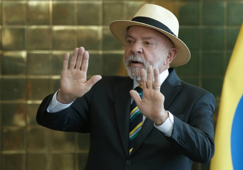 Lula tenta reaproximação com Trump e Milei após atritos e aposta em novas alianças internacionais